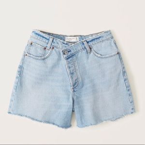 Curve Love High Rise Dad Shorts 35W